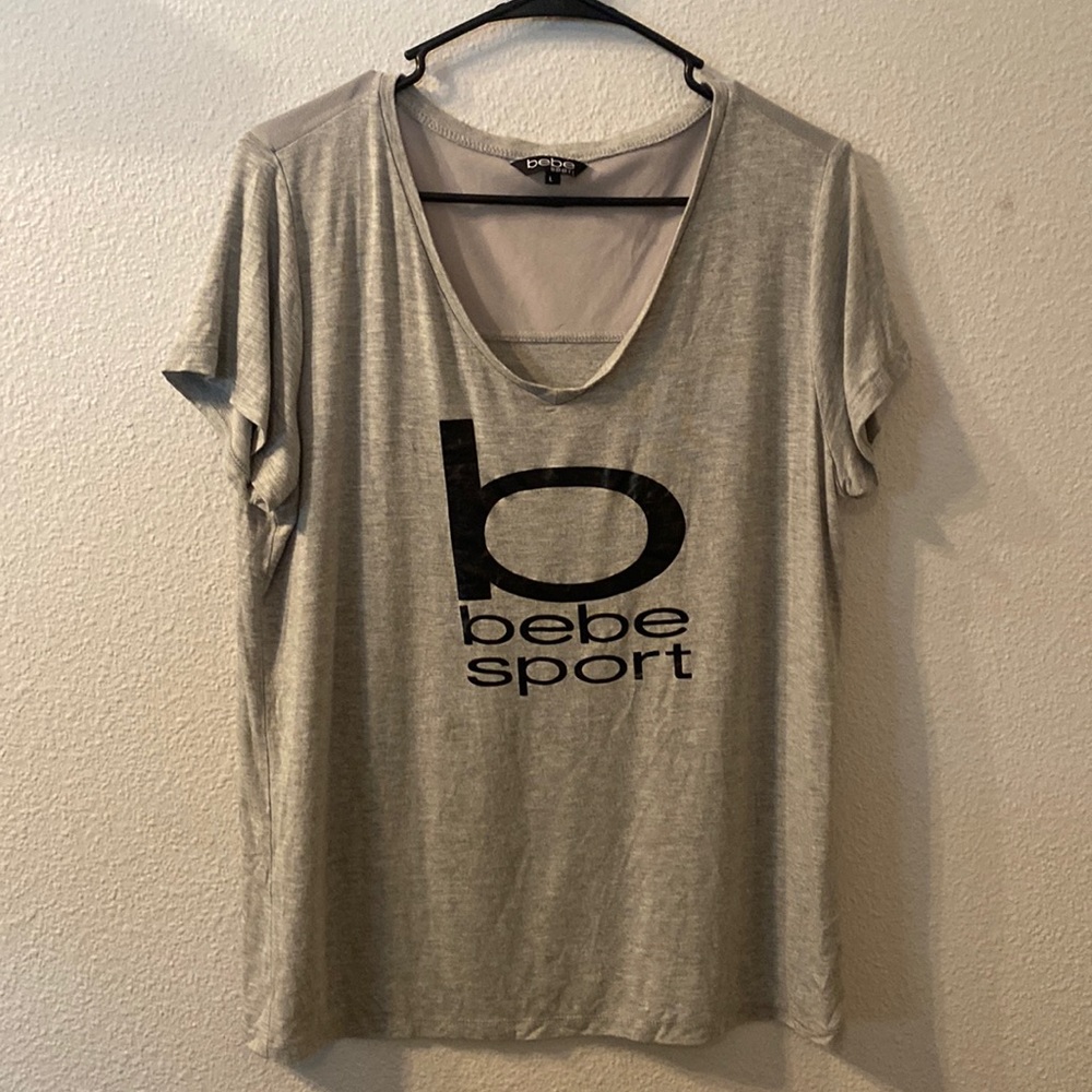 Bebe sport graphic tee size large